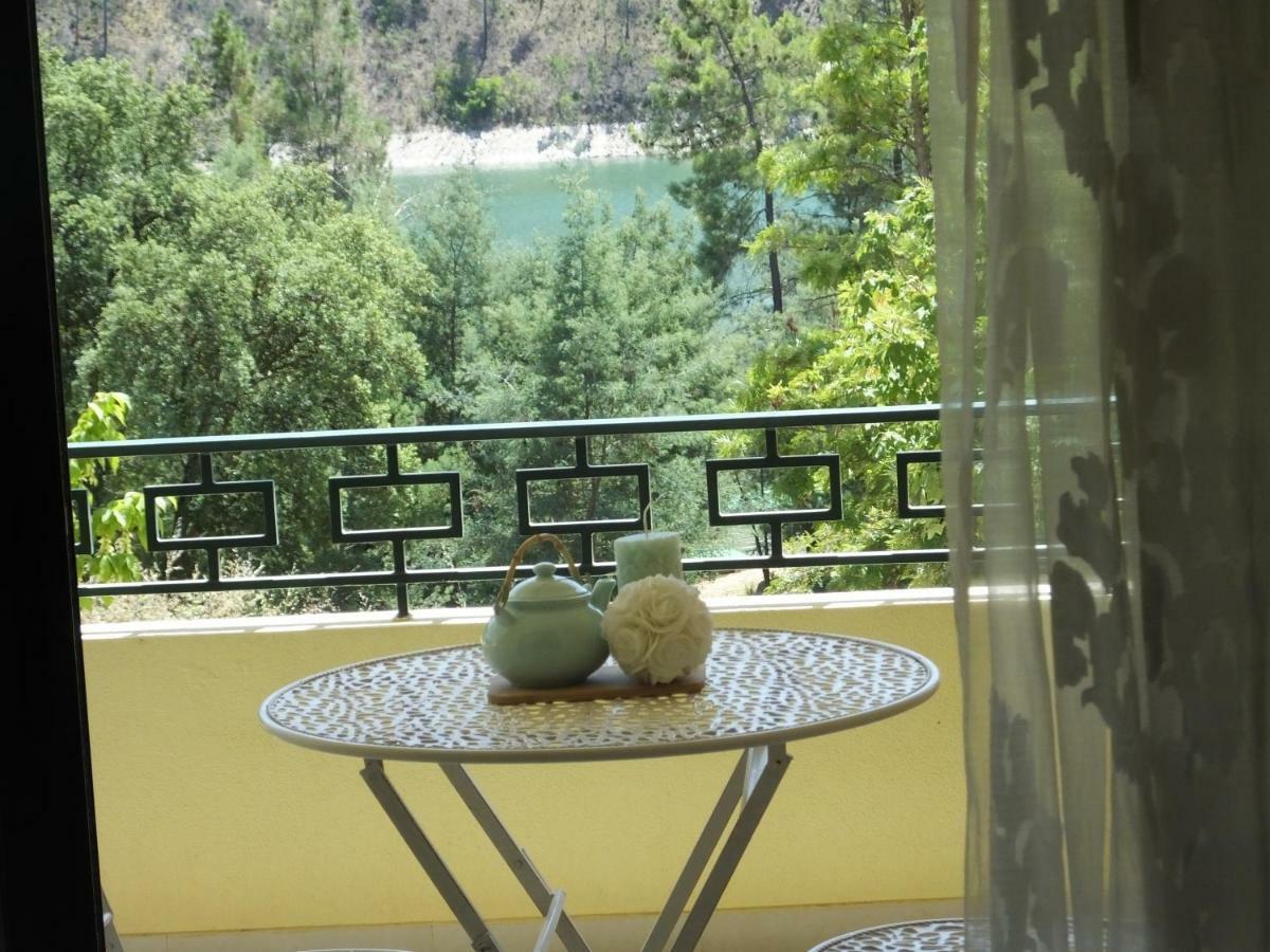 Apartamento Rio Zezere Apartment Ferreira do Zêzere Екстериор снимка